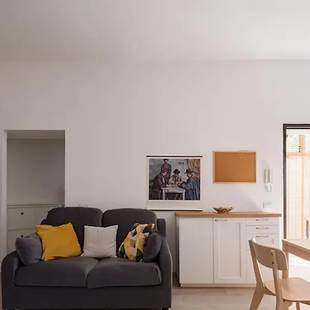 Casetta Con Giardino Апартаменты *
